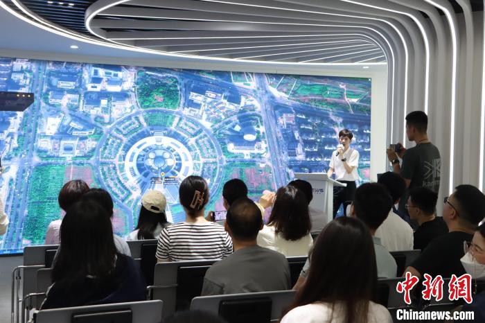 數(shù)字地球技術(shù)應(yīng)用講解。　中科星圖供圖