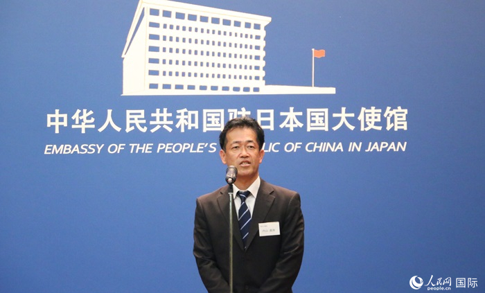導師代表、東京大學教授內(nèi)山真伸發(fā)表致辭。人民網(wǎng) 許可攝