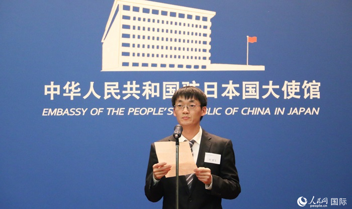 獲獎學生代表、大阪大學博士生劉亞飛發(fā)表感言。人民網(wǎng) 許可攝