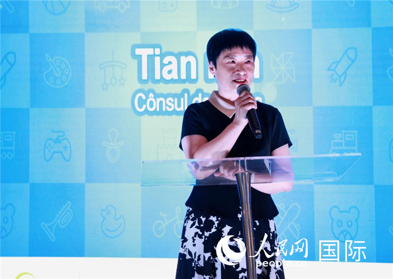 中國(guó)駐里約熱內(nèi)盧總領(lǐng)事田敏發(fā)表致辭。人民網(wǎng)記者宋亦然攝