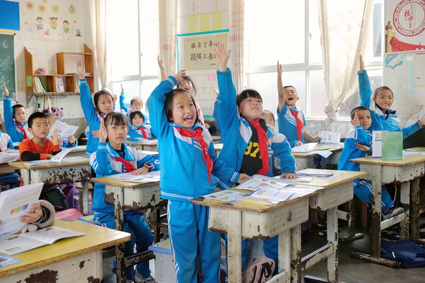 互動(dòng)問(wèn)答環(huán)節(jié)，同學(xué)們正在踴躍答題。