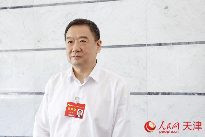天津市第十二次黨代會(huì)代表、天津市政府副秘書(shū)長(zhǎng)、市衛(wèi)生健康委黨委副書(shū)記、主任顧清 人民網(wǎng) 孫翼飛攝
