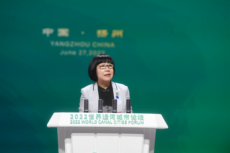 人民網(wǎng)黨委委員、監(jiān)事會(huì)主席唐維紅在大會(huì)上發(fā)言。邵丹攝
