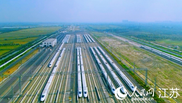 南京動(dòng)車段南通動(dòng)車所。人民網(wǎng)記者 王繼亮攝