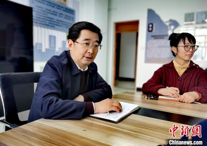 （兩會聲音）全國政協(xié)委員趙海興：師者為師亦為范，建議設(shè)教師理想信念教育基地