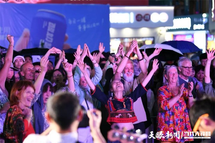 貴陽路邊音樂節(jié)。圖片來源于南明區(qū)融媒體中心