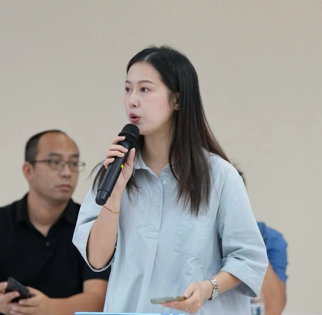 人民網(wǎng)記者提問。水利部供圖