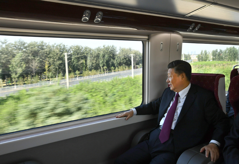 2019年9月25日，習近平總書記乘坐軌道列車前往北京大興國際機場。