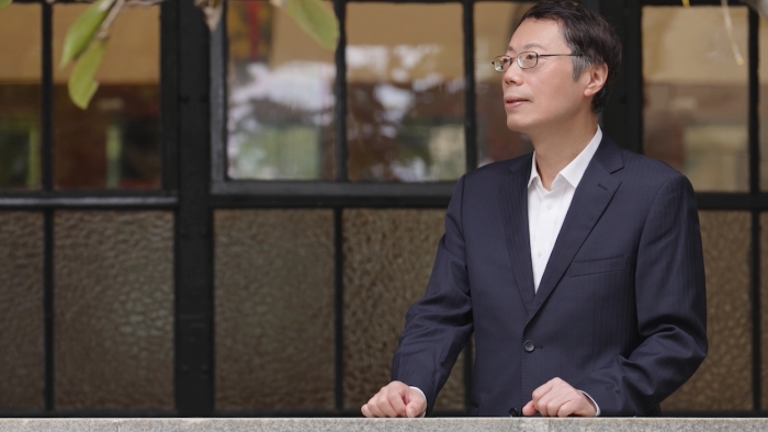 理響中國·創(chuàng)作經(jīng)驗談:“大家”系列紀(jì)錄短片如何打造充滿魅力的思想課堂