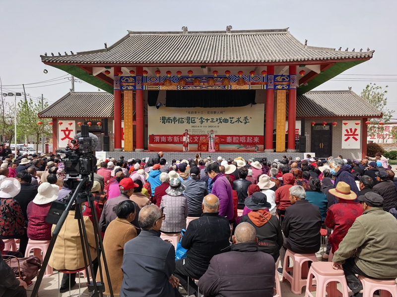 “一元?jiǎng)?chǎng)”下鄉(xiāng)演出現(xiàn)場(chǎng)（資料圖）。代九奎攝