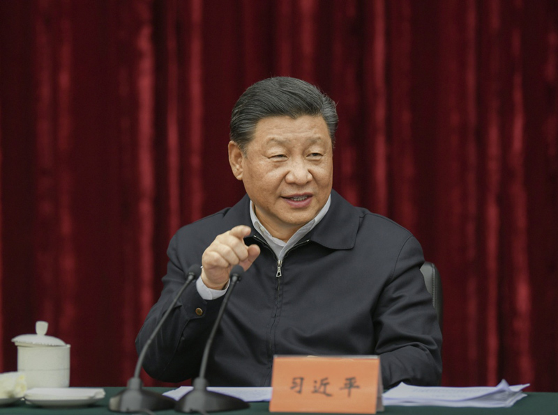 2019年4月15日至17日，中共中央總書記、國(guó)家主席、中央軍委主席習(xí)近平在重慶考察，并主持召開解決“兩不愁三保障”突出問題座談會(huì)。這是4月16日下午，習(xí)近平主持召開解決“兩不愁三保障”突出問題座談會(huì)并發(fā)表重要講話。新華社記者 謝環(huán)馳 攝