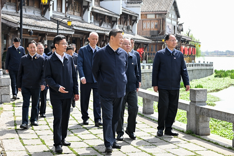 2024年3月19日，習(xí)近平總書記在湖南常德河街考察。