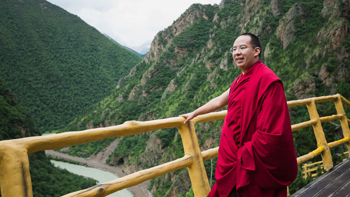 盼產(chǎn)業(yè)興旺，閱秀美風(fēng)光，十一世班禪心系家鄉(xiāng)父老