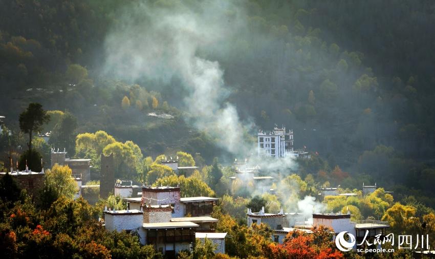 丹巴美景。李永安攝