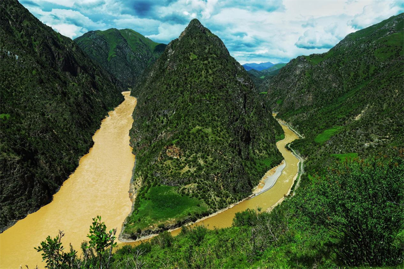 三江源美景。圖片來源：農(nóng)牧民大自然攝影隊