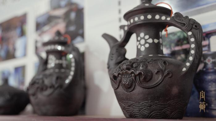 圖為尼西黑陶作品?！垍?攝