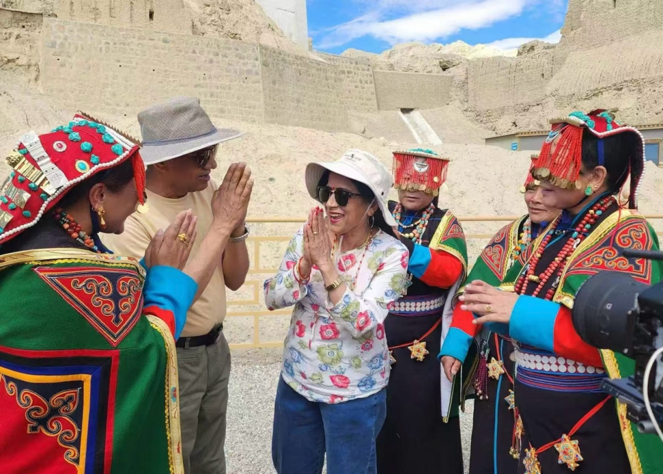 “中國在保護(hù)自然環(huán)境的同時(shí)實(shí)現(xiàn)了高度現(xiàn)代化！” ——多國記者眼中的現(xiàn)代西藏_fororder_圖片2