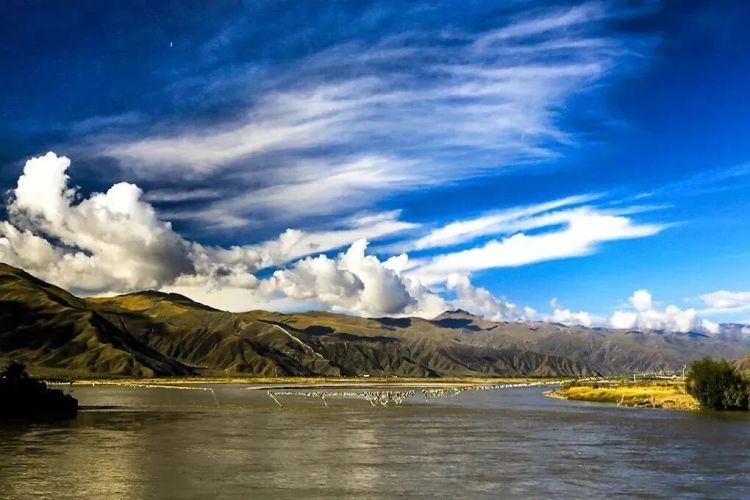 懂西藏的人，一定不會錯過林芝的秋天