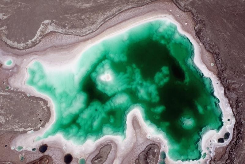 “鹽灘碧水”翡翠湖。宋忠勇攝